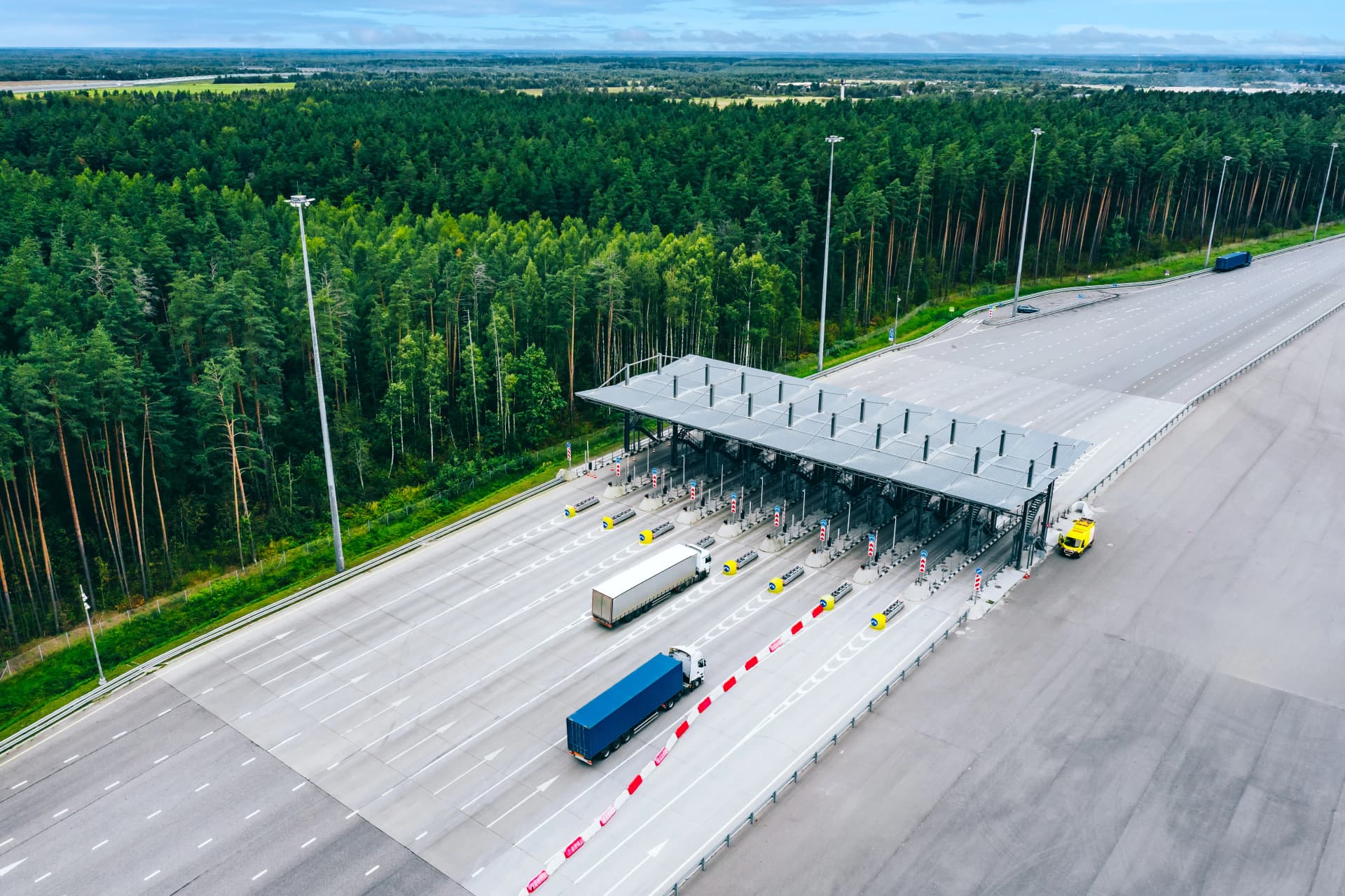 Modern toll booth management system